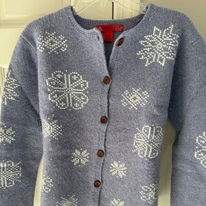 Skyr Nordic Wool Snowflake Cardigan - Size M
